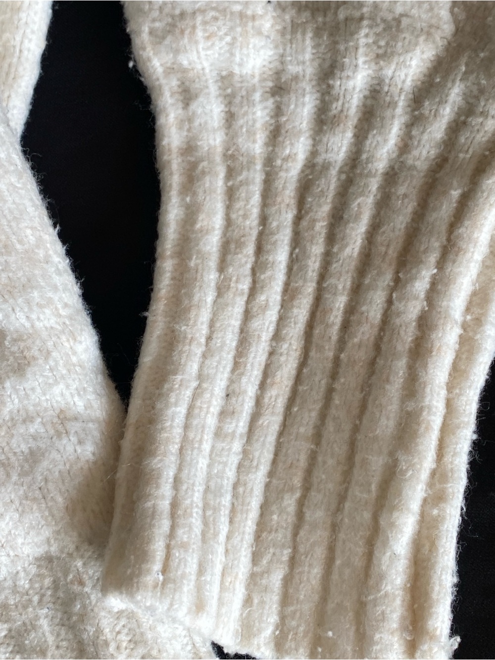 FATE Merino Wool Cricket Sweater Size M New White Blue V-Neck Thick Knit
FATE s - Picture 6 of 6